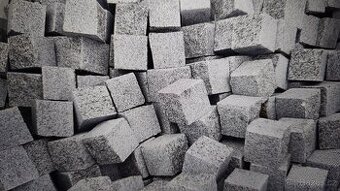 Koupím ŽULOVÉ ŘEZANÉ KOSTKY 6X6 cm