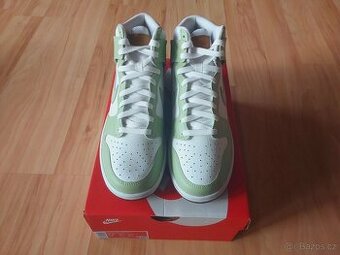 Nike Dunk High Honeydew