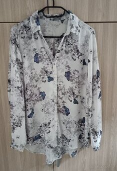 Krásná halenka vel. L/XL