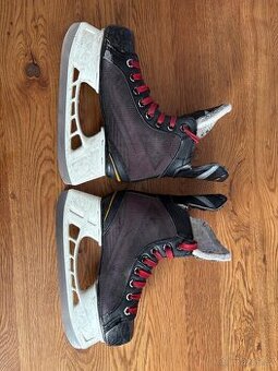 Lední brusle vel. 33,5