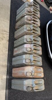 Plechový kanistr 20 L