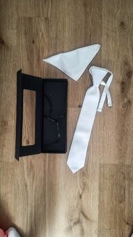 Bandi kravata a kapesníček pro ženicha