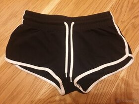 Dívčí černé kraťasy Terranova vel.XXS.