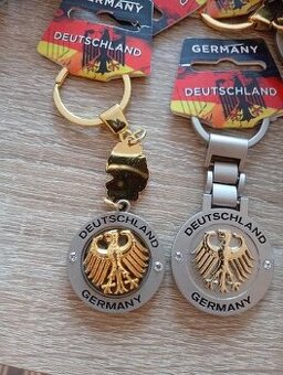 Privesek,na krk,klice