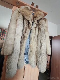 Dámský kožich ze stříbrné lišky – L/XL