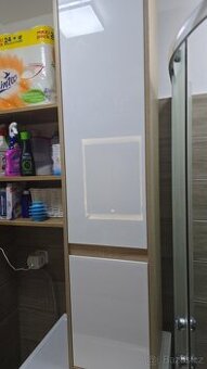 Koupelnová skřínka