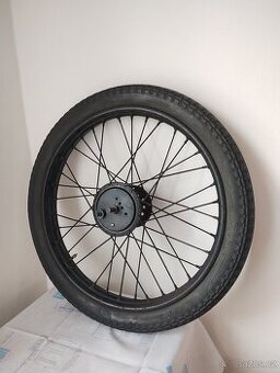 Prodám originální zadní kolo Jawa 100 Robot + brzda