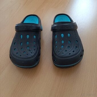 Chlapecké gumové pantofle Coqui vel. 36