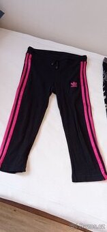 Legíny Adidas 3/4 (vel. 164)
