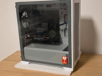 PC herní: RTX 2060 Super (8GB) / i5 / 16GB RAM / 512 NVme