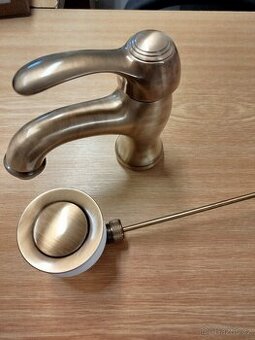 Umyvadlová baterie Vanity 77026 bronz