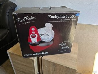 Nepoužitý kuchyňský robot