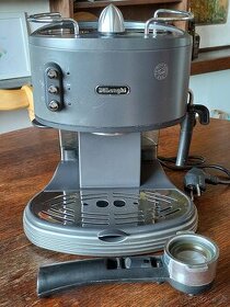 Kávovar DeLonghi EC300M Metropolis espresso