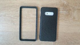 Kryt na mobil Samsung S10e černý