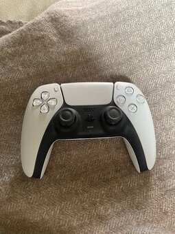 PS 5 ovladač dualsense