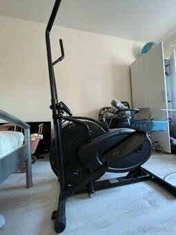 Fitness stroje