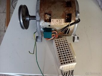 Motor včetně regulátoru - 1