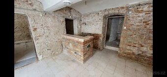 Pronájem skladovacího / sklepního prostoru