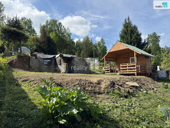 Prodej pozemek 302 m2, chatka 16 m2, sklep 18 m2 - Líšný u M