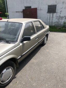 Renault 25