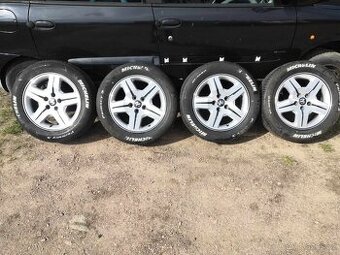Originální sada alu disků R17 Dodge/Chrysler + letní pneu