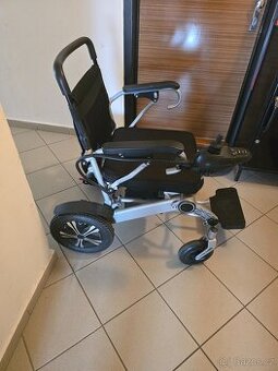 Prodám levně skládací elektrický invalidní vozík