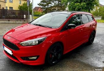 Ford Focus Combi edice Red & Black