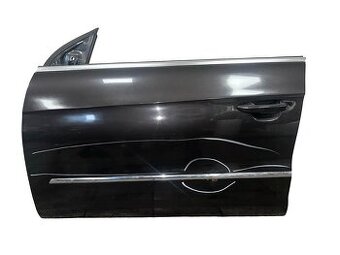 Levé přední dveře hnědá metalíza LC8Z VW Passat CC r.v. 2011