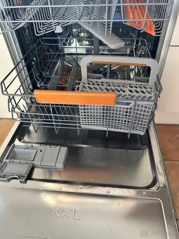 Vestavěná myčka Elektrolux