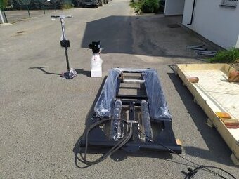 Mobilní nůžkový zvedák CARLIFT CL2700 2,7T