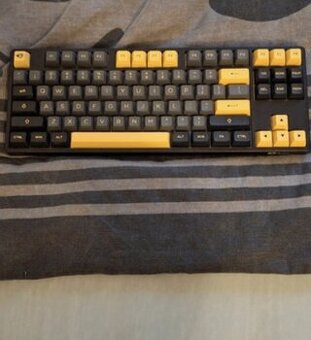 Mechanická klávesnice Akko 5086 B plus