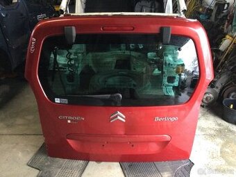 Citroen Berlingo - kufr. Dvere + zadní Naraznik.