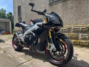 Aprilia Tuono V4R