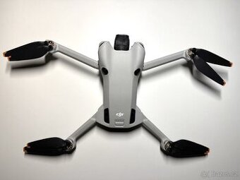 DJI Mini 4 Pro (problém s gimbalem)