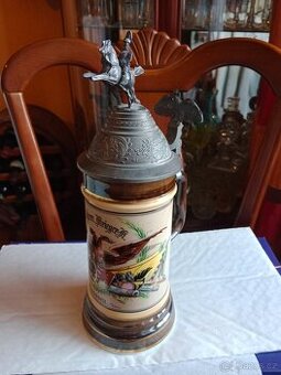Pěkný starý porcelánový vojenský korbel
