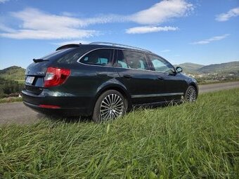 Škoda Superb 2.0 TDI 125 kW 4x4 DSG Laurin & Klement