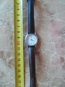 Hodinky dámské