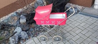 Retro kočárek pro panenky