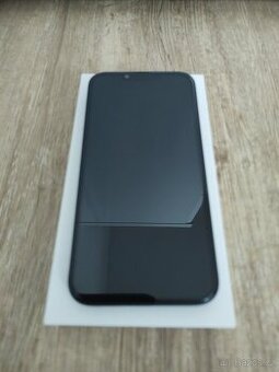 NOVÝ iPhone 14, Midnight 128 GB + NOVÝ magnetický kryt
