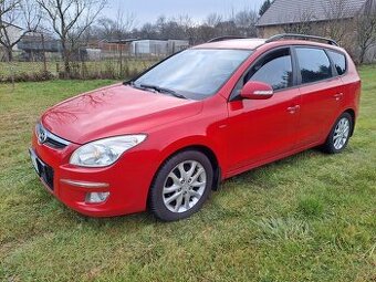 Hyundai i30cw 1.6 crdi 66kw 90ps