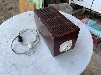 Stabilizátor napětí