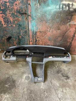 E46 palubka šedivá