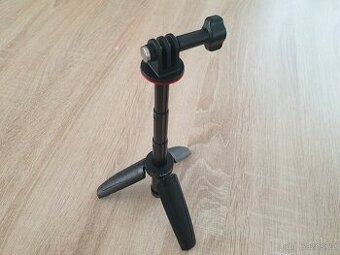 Nový selfie stick (tyčka) s možností tripod stativu