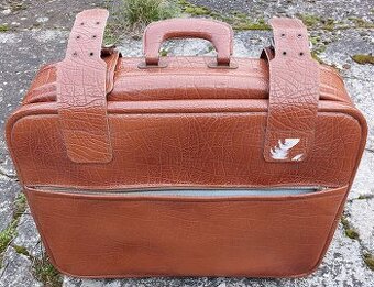 Prodám retro kufr 56 x 40 x 25 cm hnědá koženka