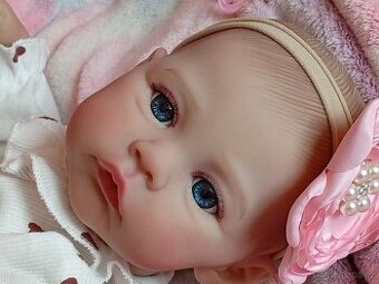 Realistická Reborn panenka holčička - 1