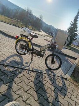 Babeta 210 s ručním startováním