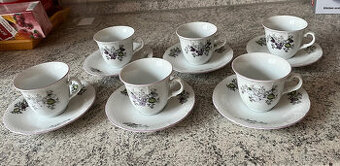 Porcelánové hrníčky s podšálky