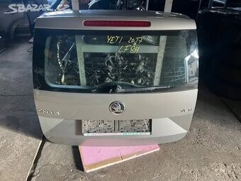 Páté dveře Škoda Yeti Facelift LF8H barva