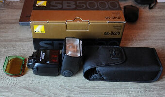 Nikon SB 5000