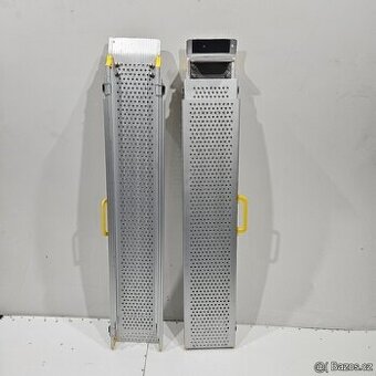 MR 107T (300 cm) Nájezdové rampy teleskopické